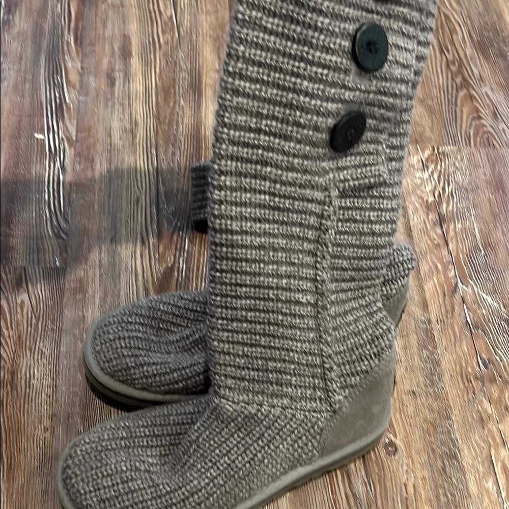UGG Gray Knit Winter Boots